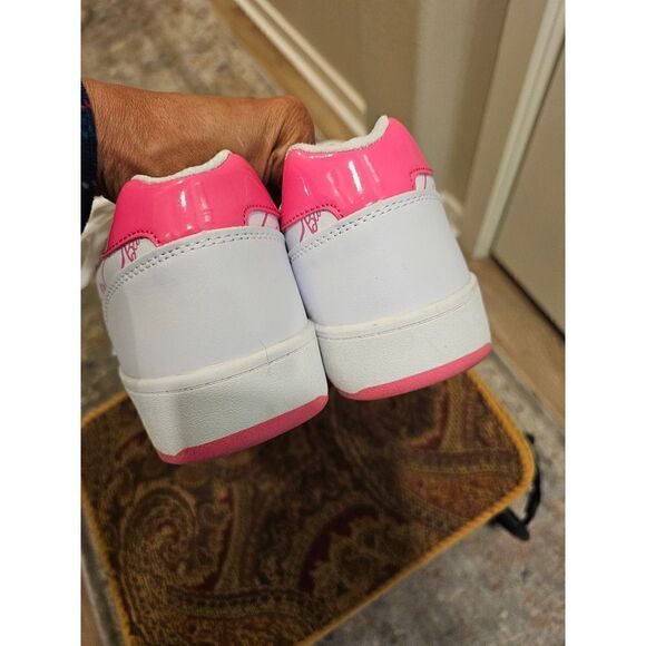 Barbie by Matel Women's Sneakers Size 10 - Picture 5 of 9